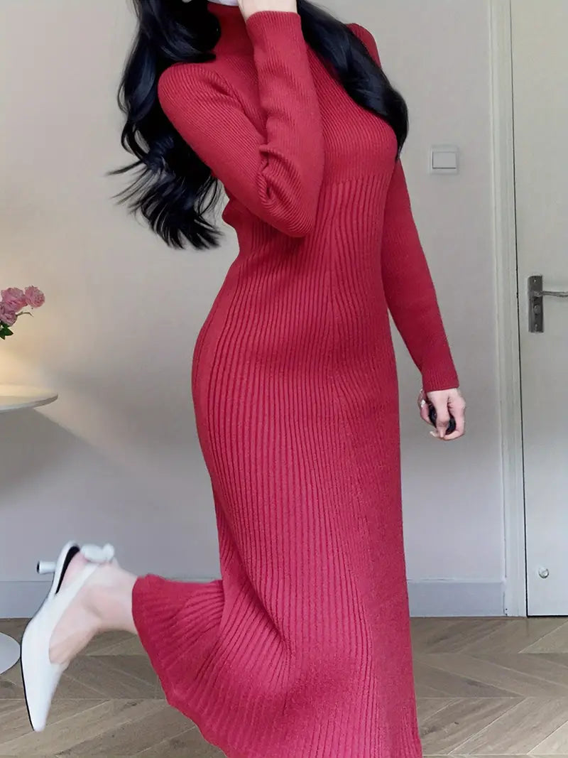 Robe midi chic avec col roulé côtelé