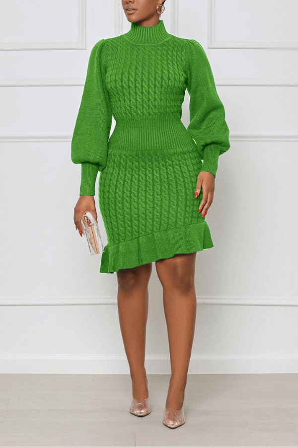 Confortable robe en tricot câblé avec ourlet à volants