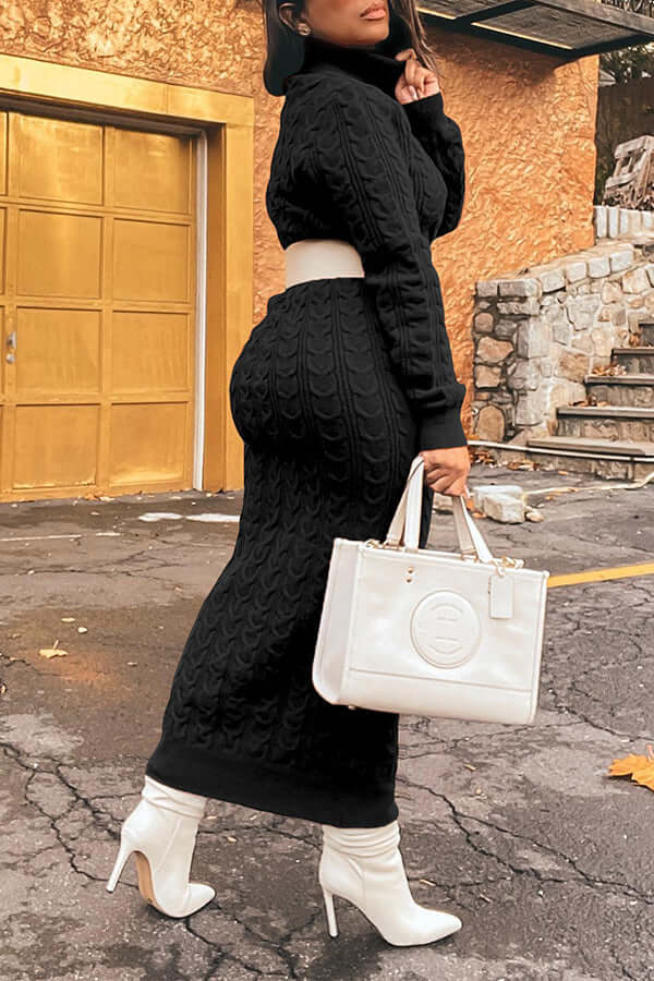 Maxi-robe élégante à col haut