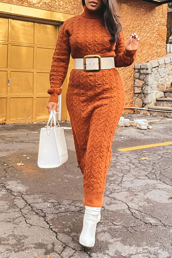 Maxi-robe élégante à col haut
