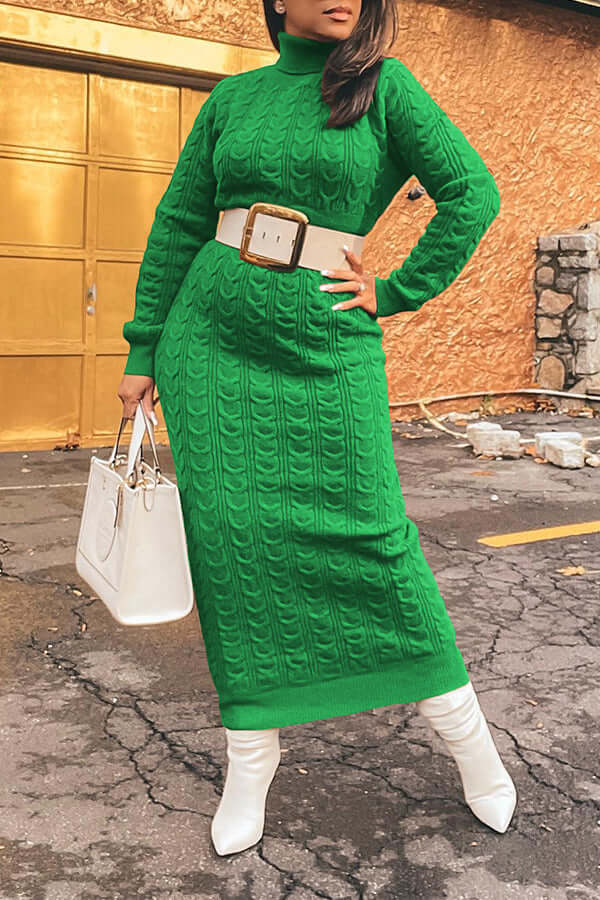 Maxi-robe élégante à col haut